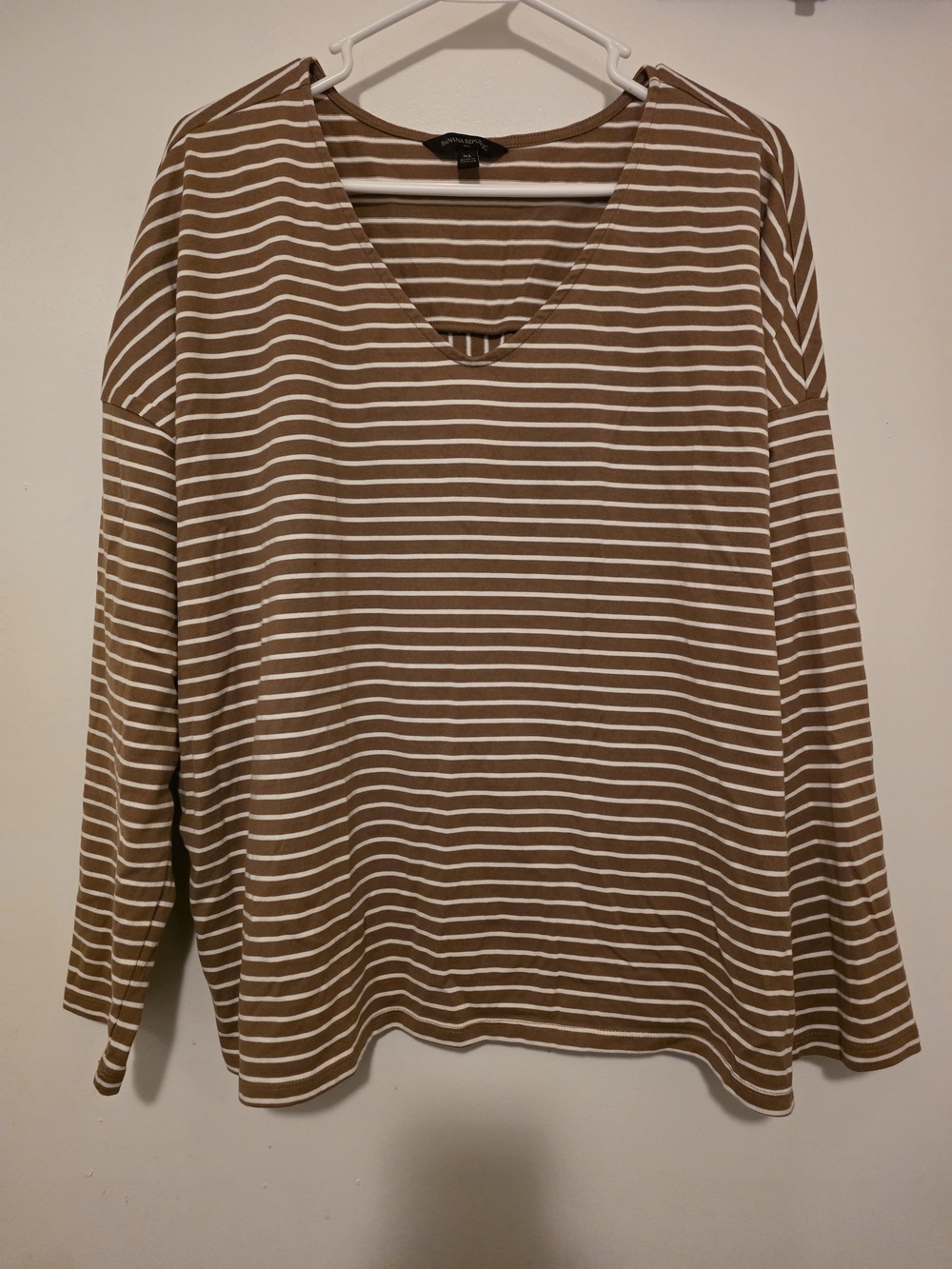 Banana Republic Factory Brown & White Striped V-Neck Long Sleeve Top